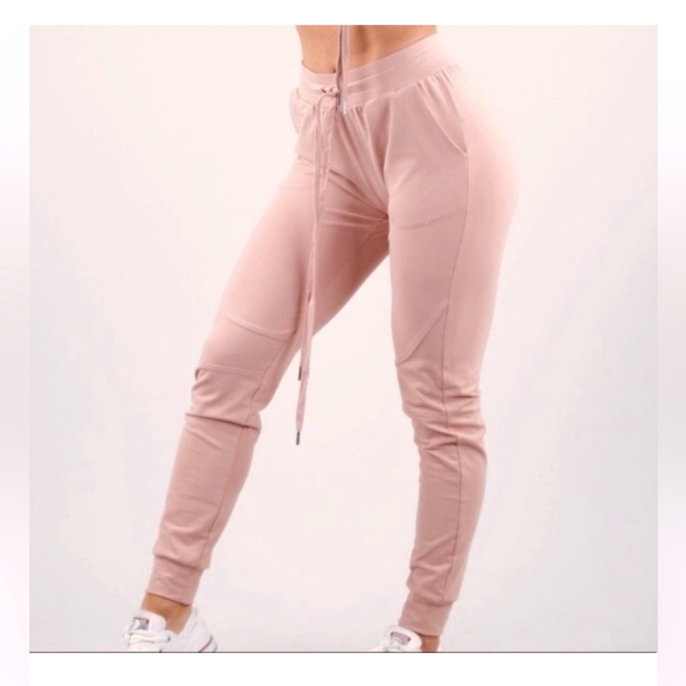 BuffBunny Jasmine Joggers Mauve